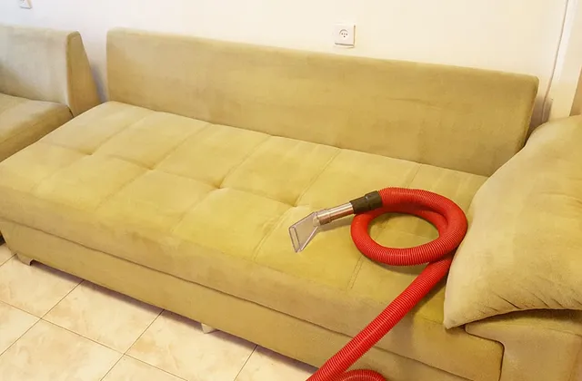 Professional sofa cleaning at a private home