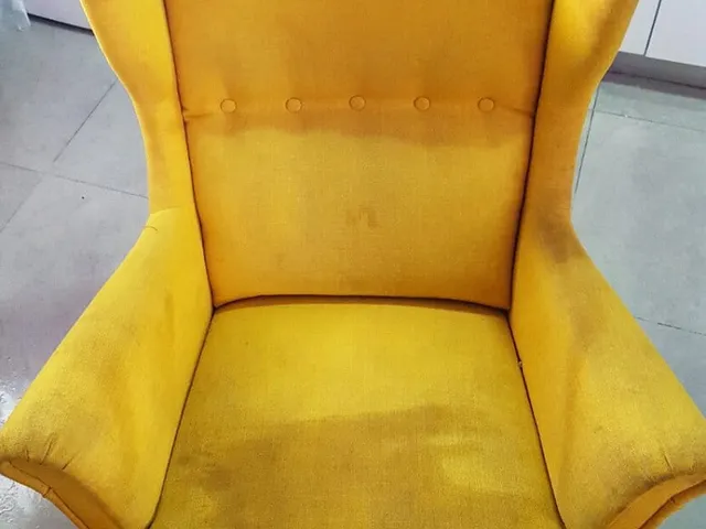 TV chair - before cleaning